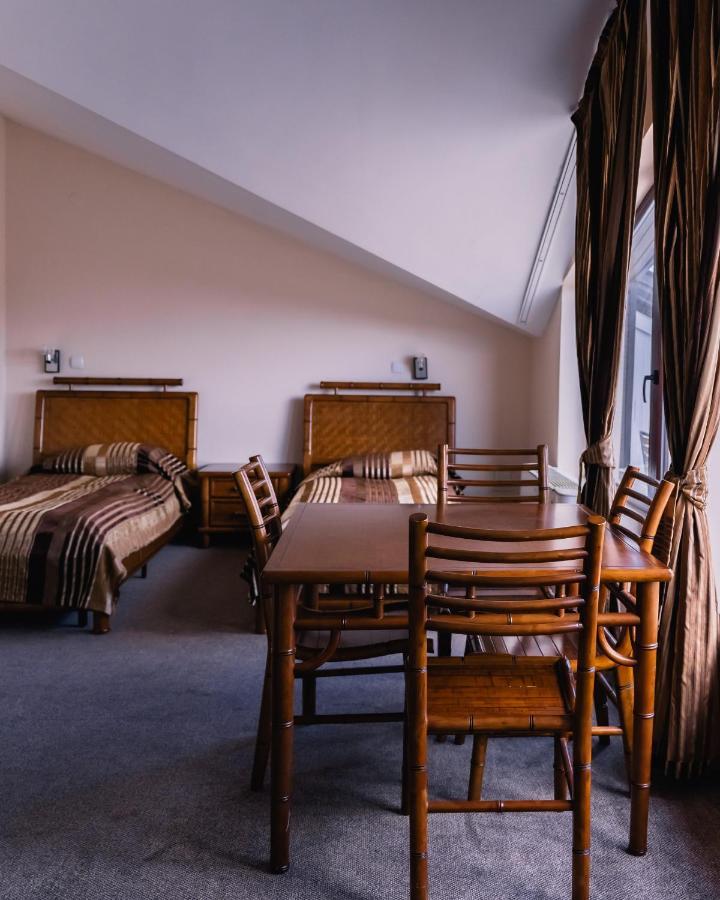 Hotel Orbel ドブリニシュテ エクステリア 写真